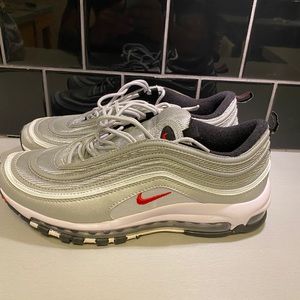 1997 Nike Air Max “Silver Bullet”